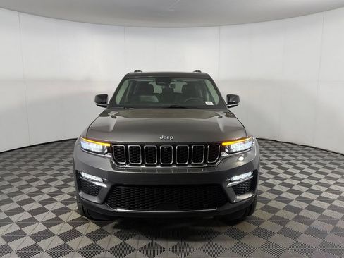 Used 2023 Jeep Grand Cherokee 4WD 4xe w/ Luxury Tech Group II image 3