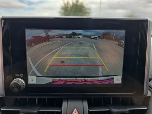 Used 2025 Toyota RAV4 LE image 23