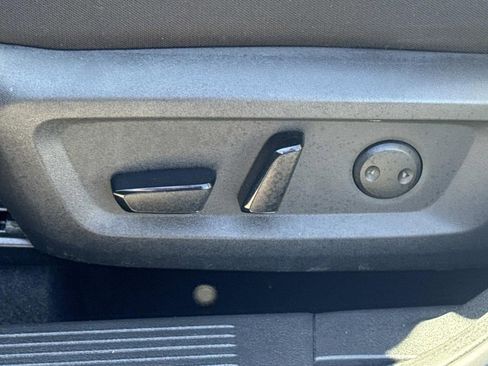 Certified 2021 Nissan Rogue SV FWD image 19