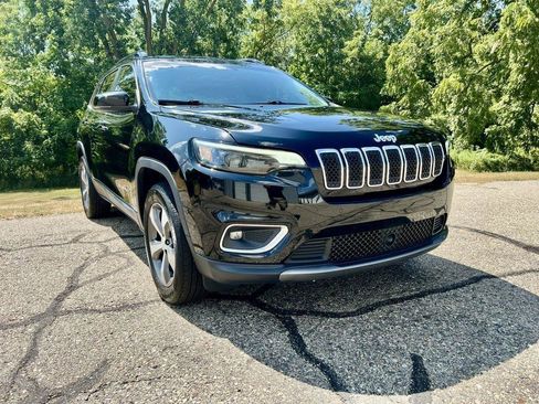 Used 2022 Jeep Cherokee Limited AWD/4WD image 4