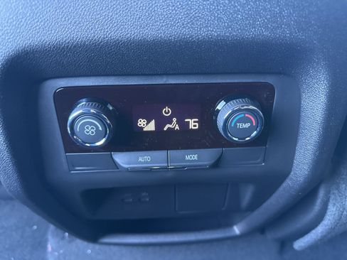 New 2026 Chevrolet Traverse LT w/ LPO, Floor Liner Package image 15