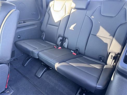 New 2025 Kia Telluride EX w/ EX Captain's Chair Package image 25
