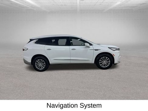 Used 2023 Buick Enclave Premium AWD/4WD image 15