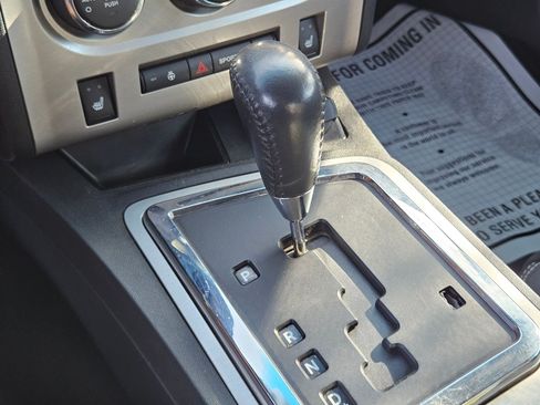 Used 2013 Dodge Challenger SRT8 w/ Harman Kardon Audio Group RWD image 20