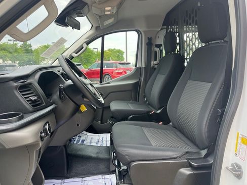Used 2025 Ford Transit 250 Low Roof w/ Exterior Upgrade Package RWD image 15