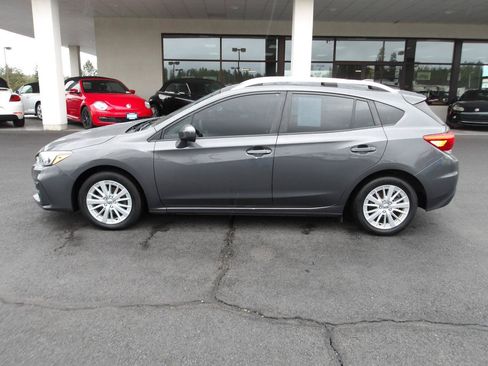Used 2018 Subaru Impreza 2.0i Premium w/ Eyesight & BSD & Rcta AWD/4WD image 2
