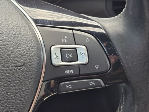 Used 2020 Volkswagen Jetta R-Line w/ R-Line Cold Weather Package FWD image 16