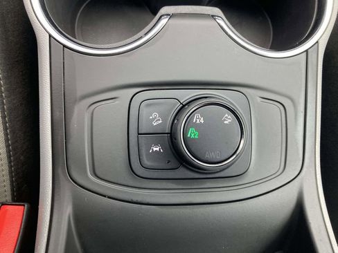 Used 2024 GMC Terrain SLE w/ Fleet Convenience Package AWD/4WD image 25