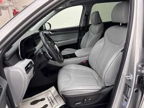 Used 2024 Hyundai Palisade SEL w/ Premium Package image 13