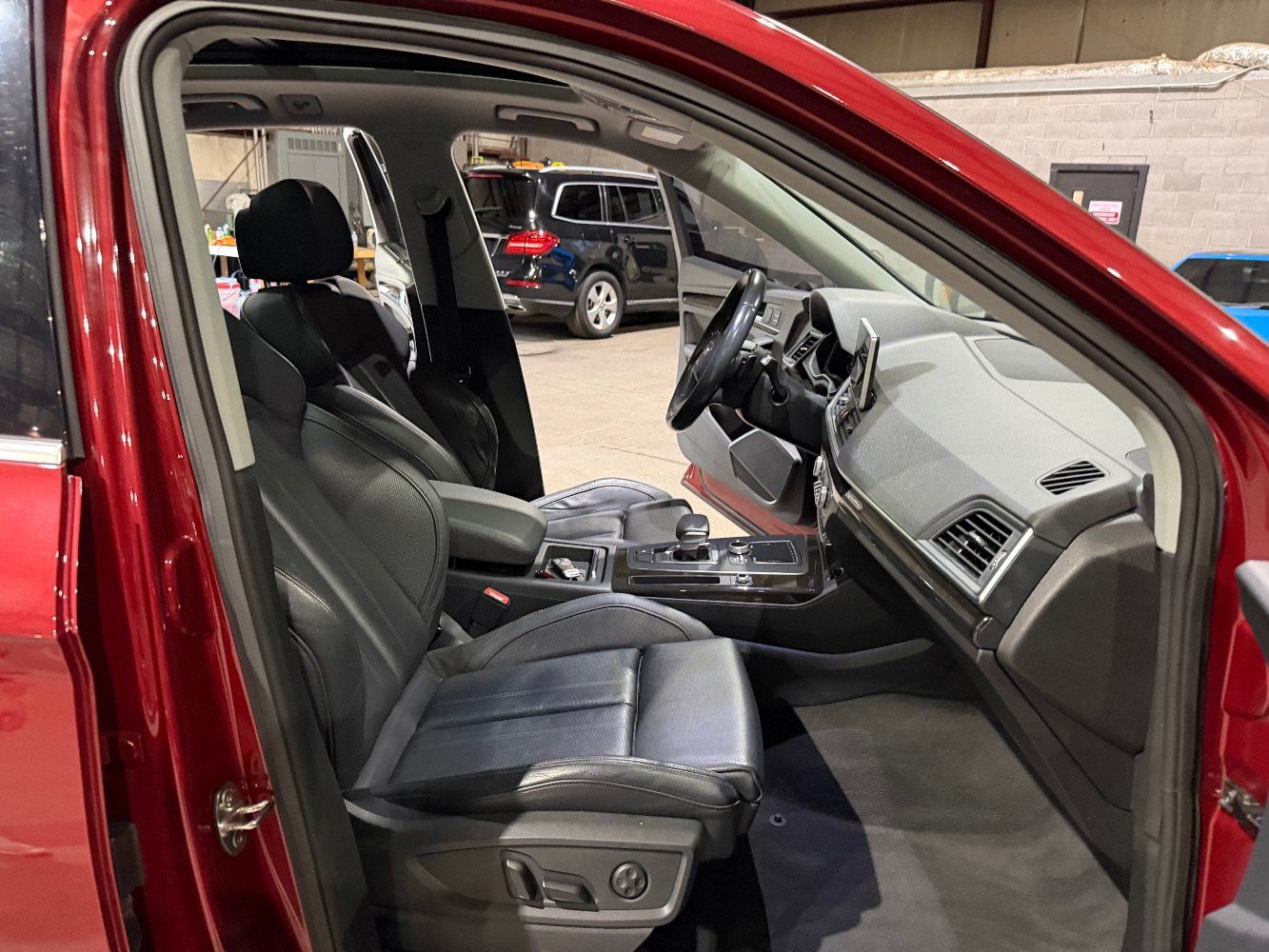 Used 2018 Audi Q5 2.0T Premium Plus w/ Premium Plus Package AWD/4WD image 26