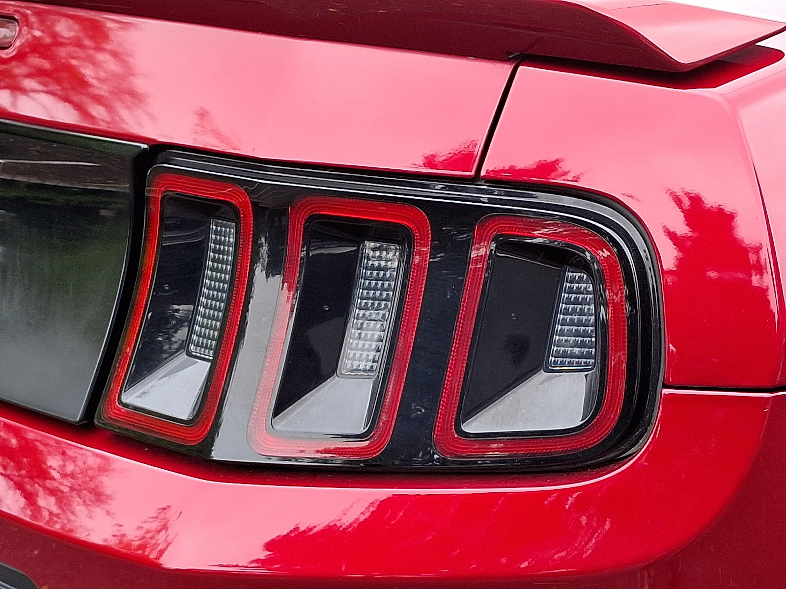 Used 2014 Ford Mustang Premium w/ Equipment Group 202A RWD image 15