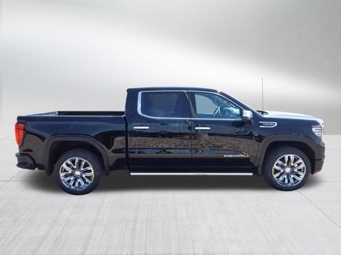 New 2026 GMC Sierra 1500 Denali w/ Denali Reserve Package AWD/4WD image 8