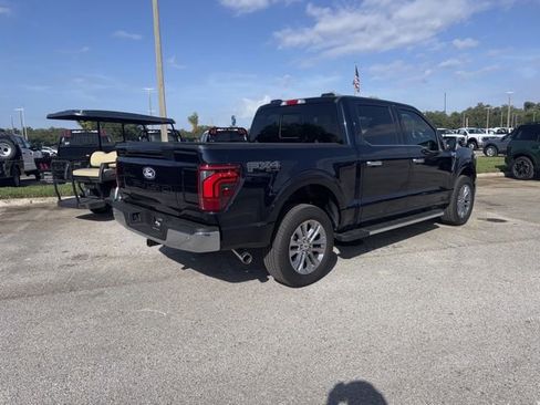 Used 2025 Ford F150 Lariat w/ Equipment Group 502A High AWD/4WD image 5