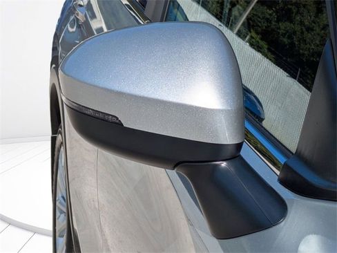 New 2025 Mitsubishi Outlander ES image 12