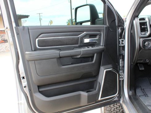 Used 2024 RAM 3500 Laramie AWD/4WD image 44