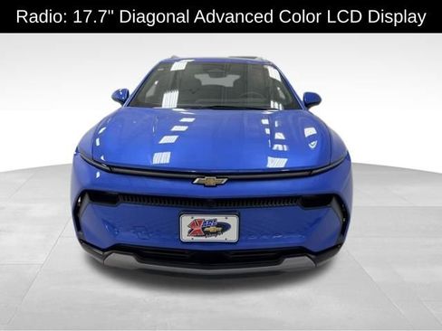 Certified 2025 Chevrolet Equinox EV LT image 9
