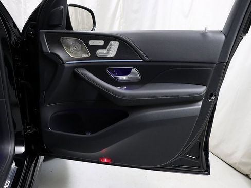 Certified 2025 Mercedes-Benz GLE 53 AMG 4MATIC image 38