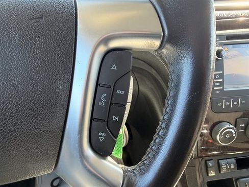 Used 2015 Chevrolet Traverse LT w/ Style and Technology Package image 15