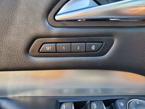 Certified 2022 Cadillac XT4 Premium Luxury w/ Enhanced Visibility Package image 20