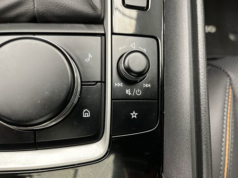 Certified 2025 MAZDA CX-50 AWD 2.5 Hybrid w/ Premium Pkg image 19