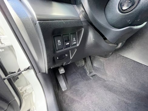 Used 2011 INFINITI G37 w/ Sport Appearance Package image 15