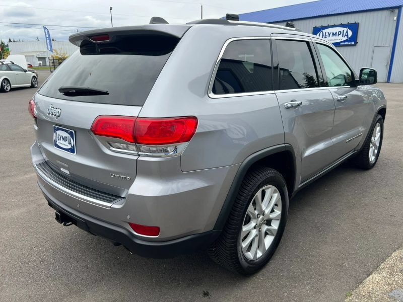 Used 2017 Jeep Grand Cherokee Limited w/ Trailer Tow Group IV AWD/4WD image 13