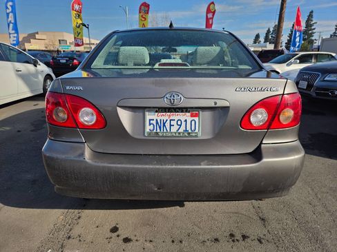 Used 2005 Toyota Corolla CE image 3