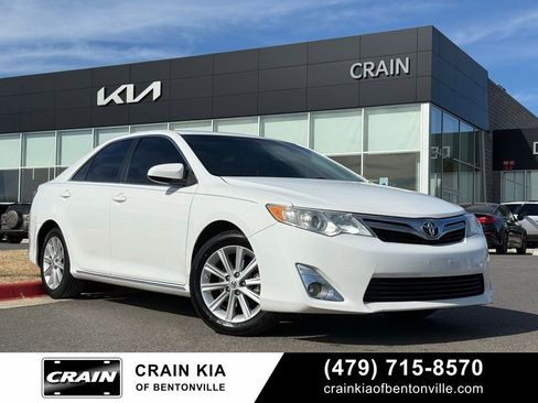 Used 2014 Toyota Camry XLE image 1