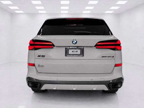 Used 2024 BMW X5 xDrive40i w/ M Sport Package AWD/4WD image 8