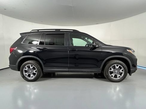 Used 2023 Honda Passport TrailSport image 8