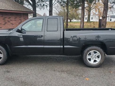 Used 2011 Dodge Dakota Big Horn image 6