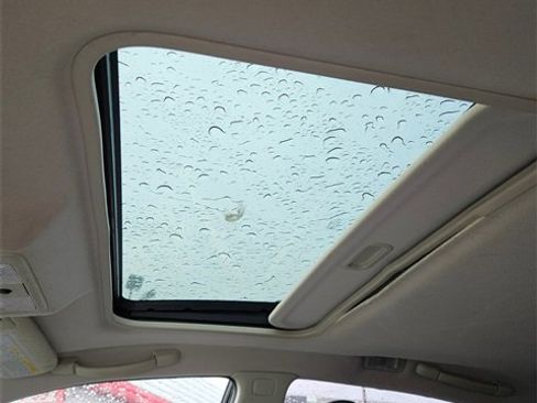 Used 2005 INFINITI G35 w/ (P03) Premium Pkg C image 16