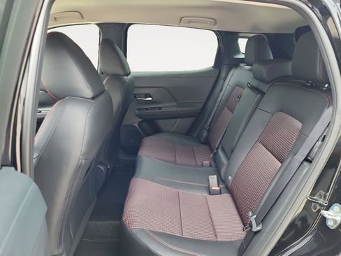 New 2025 Nissan Kicks SR image 20