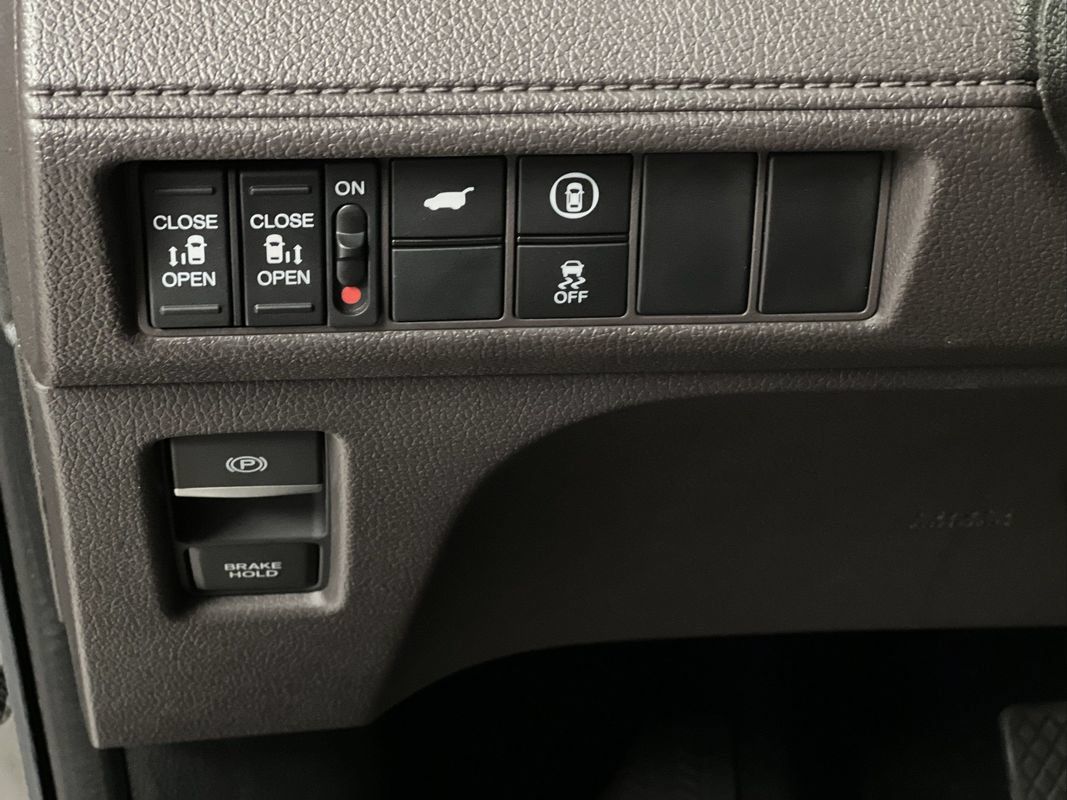 Used 2021 Honda Odyssey EX-L image 26