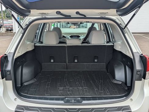 Used 2022 Subaru Forester AWD/4WD image 26
