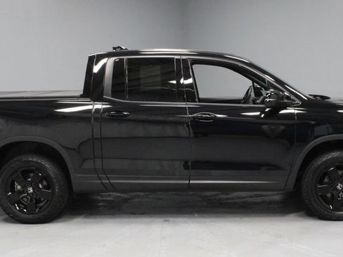 Used 2025 Honda Ridgeline Black Edition image 11