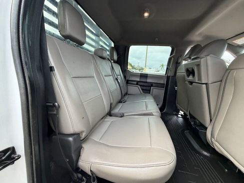 Used 2020 Ford F350 XL w/ Power Equipment Group image 19