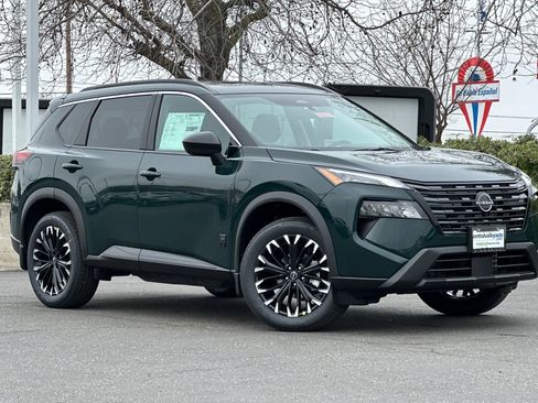 New 2026 Nissan Rogue Dark Armor image 2