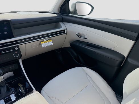 New 2026 Hyundai Tucson SEL image 16