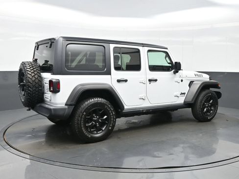 Used 2021 Jeep Wrangler Unlimited Sport AWD/4WD image 6