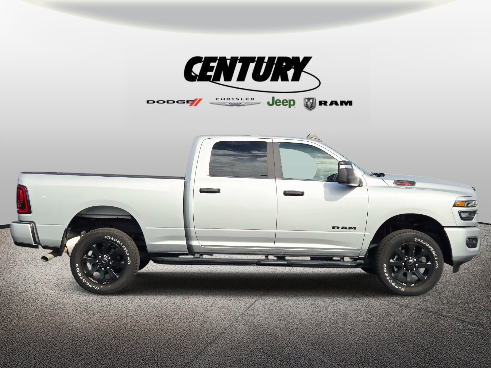 Used 2026 RAM 2500 Big Horn AWD/4WD image 2