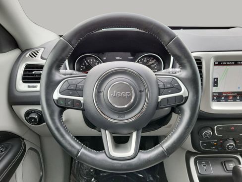 Used 2018 Jeep Compass Latitude w/ Popular Equipment Group image 28