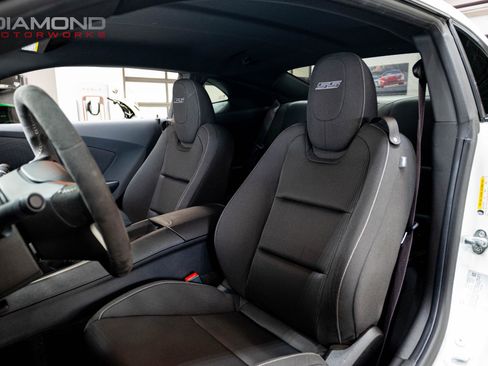 Used 2014 Chevrolet Camaro SS w/ SS Performance Package RWD image 99