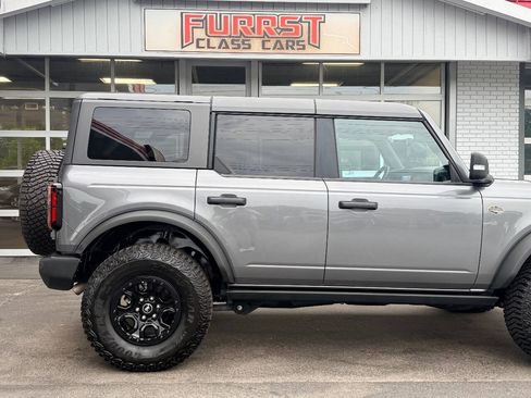 Used 2023 Ford Bronco Wildtrak AWD/4WD image 10