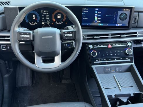 Used 2025 Hyundai Santa Fe SEL image 11