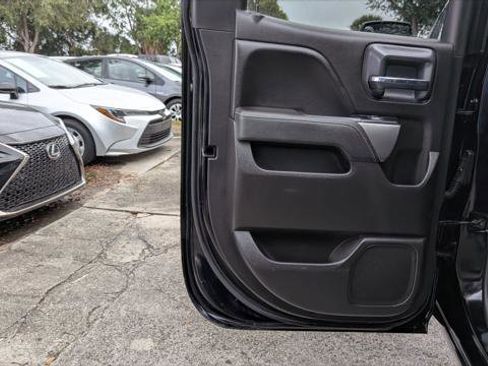 Used 2018 Chevrolet Silverado 1500 LT image 15