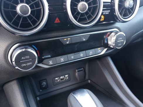 Used 2024 Nissan Sentra SR image 18