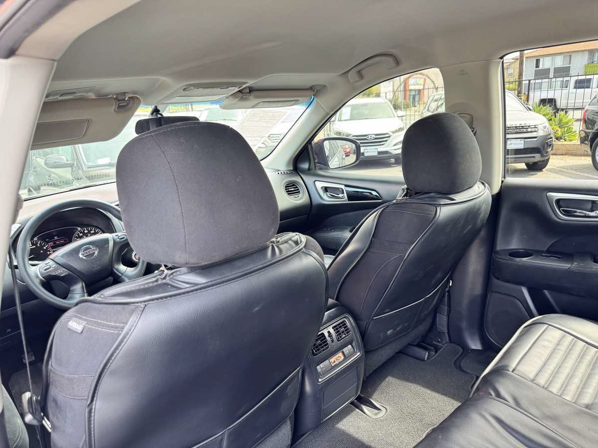 Used 2016 Nissan Pathfinder S FWD image 34