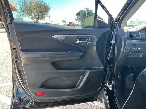 Used 2021 Honda Pilot EX-L image 17