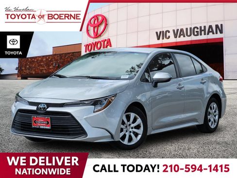 Used 2025 Toyota Corolla LE FWD image 1